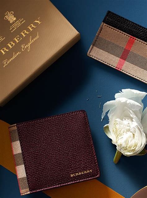 burberry personalised wallets|burberry wallet for men's.